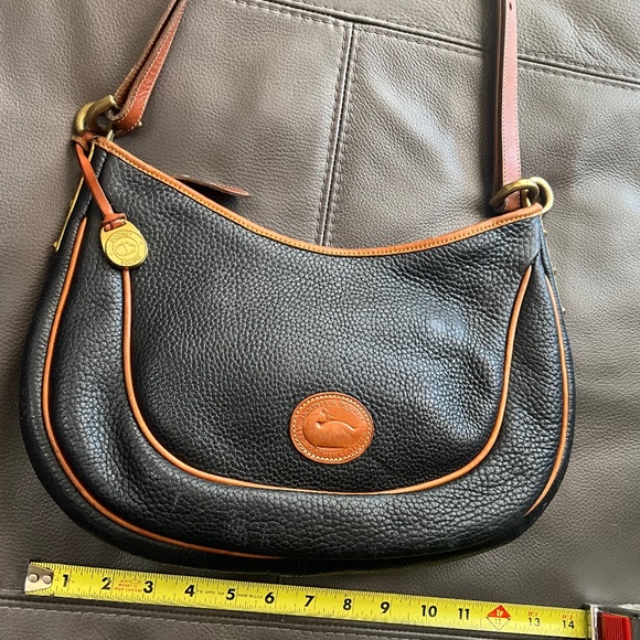 VTG 80s Dooney & Bourke Authentic Leather DB Fob Crescent Hobo Bag Black Tan OS - Picture 11 of 16